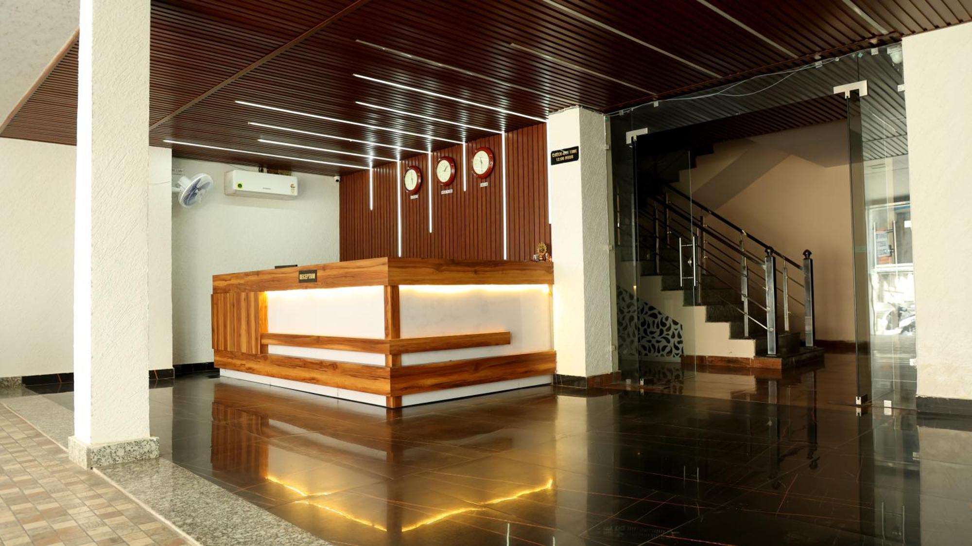 Hotel Blue Pine Haridwār Eksteriør bilde